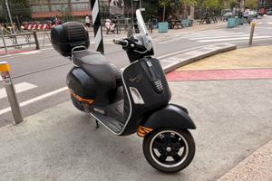 Vespa GTS 300 Super Sport