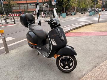 Vespa GTS 300 Super Sport
