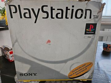 Play station one, console, cavi e scatola