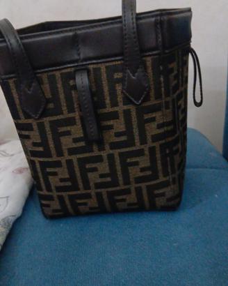 Borsa FENDI 