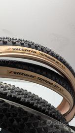 Vittoria dry 700x38