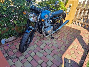 Royal Enfield Interceptor - 2022