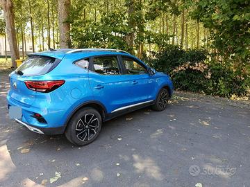 Mg zs luxury ( 21000 km)