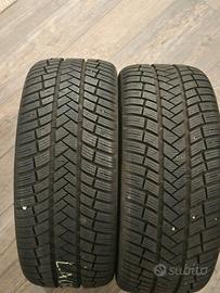 2 Pneumatici invernali Vredestein 225 40 R19 93Y