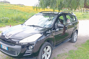 SUV Peugeot 4007