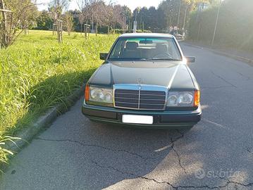 Mercedes 200E w124 del 1990