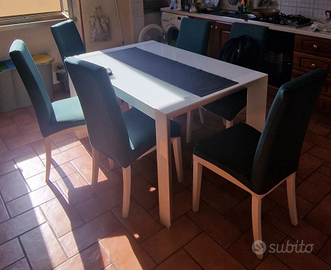 tavolo e sedie