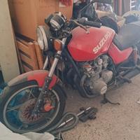 Suzuki GS 550 - 1982