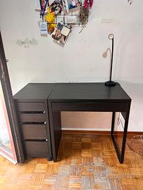 scrivania Ikea