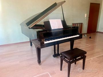 Pianoforte yamaha g5