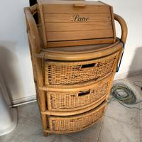 Mobiletto in rattan con 4 cassetti + portapane