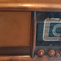 Radio a valvole marca effedibi
