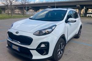 Kia Sportage 1.6 GDI Business bianca