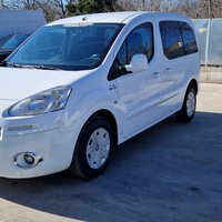 Peugeot Partner 5 posti 1.6 MJT 90cv - autocarro