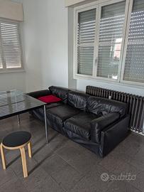 Divano in pelle nera 3 posti