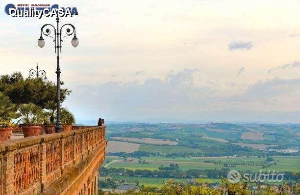 Casa singola con terreno RECANATI