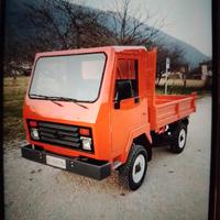 camioncino ribaltabile 4x4 con marce ridotte
