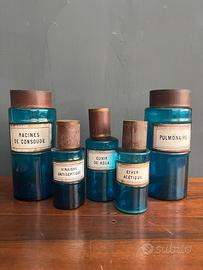 Set antichi barattoli di farmacia