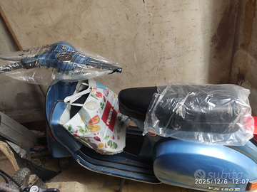 Piaggio Vespa PX 150 E - 1982