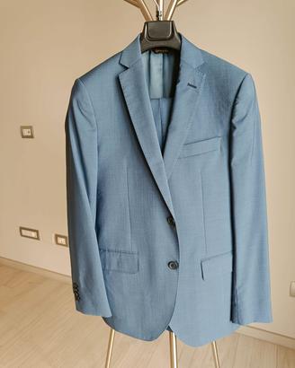 Abito elegante uomo