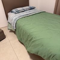 Letto singolo  + materasso  + comodino