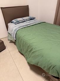Letto singolo  + materasso  + comodino