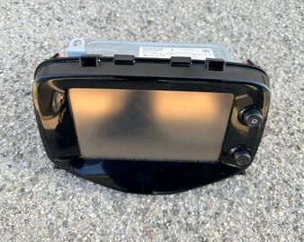 autoradio radio monitor TOYOTA AYGO dal 2015