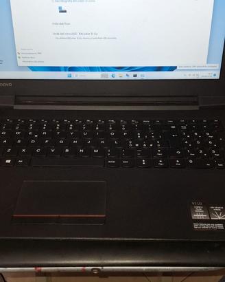 Notebook Lenovo V110, win11,  240Gb ssd 8Gb ram. 