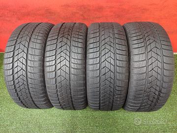 225 45 17 Gomme 95-99% Invernali Pirelli 225 45R17