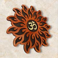 mandala simbolo Ohm in legno