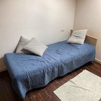 letto singolo con materasso