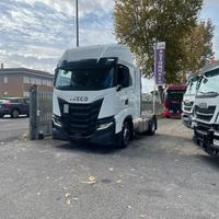 Iveco S-Way 490 (2 unità)