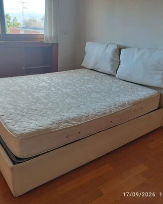 letto matrimoniale con contenitore