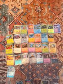 Pokemon lotto di 140 carte