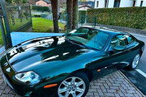 Jaguar XK8 4.0 300 cv