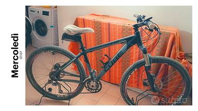MOUNTAIN BIKE CUBE