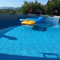 Piscina autoportante INTEX + accessori.