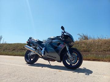 Gsx r 1100w