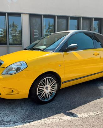 Lancia Ypsilon 1.2 Argento