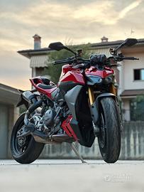 Ducati Streetfighter V2S 2025