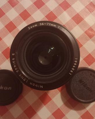 obbiettivo  originale Nikon 