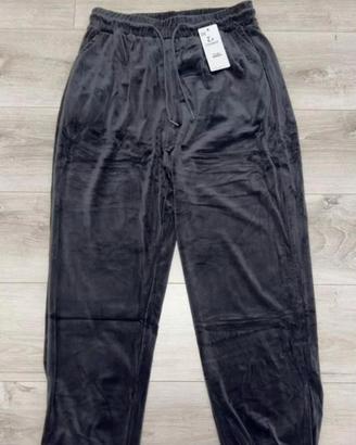 Pantaloni oversize da donna in velluto