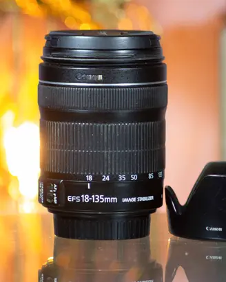 Canon EF-s 18-135 mm f3.5-5.6 IS STM - Perfetto