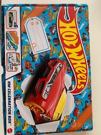 Pista hot Wheels con 6 macchinine
