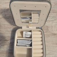 Portagioie piccolo verde da viaggio