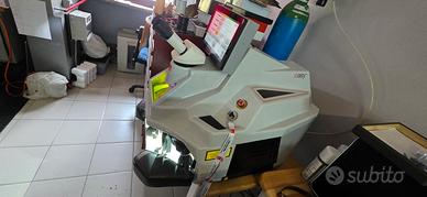 saldatrice laser 200j  anno 2023
