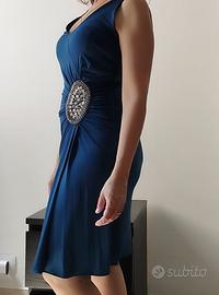 Abito smanicato blu pavone