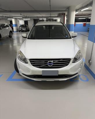 Volvo XC60 D3 2015 cambio automatico Geartronic