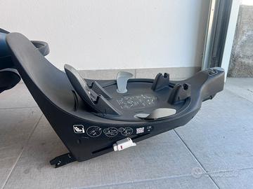 Seggiolino auto Cybex Aton Q + Base Isofix