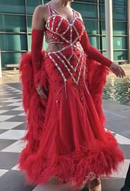 Meraviglioso abito per danze standard